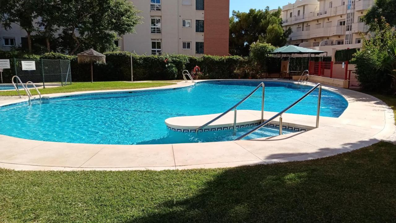 Suite Maimonides Fuengirola Exteriör bild