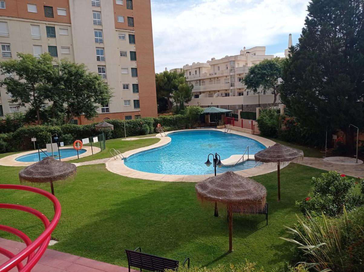 Suite Maimonides Fuengirola Exteriör bild